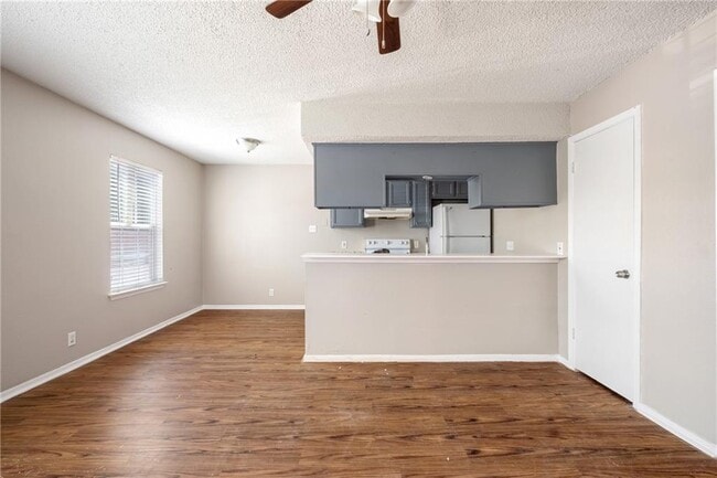 Building Photo - 6110 Wheless Cove