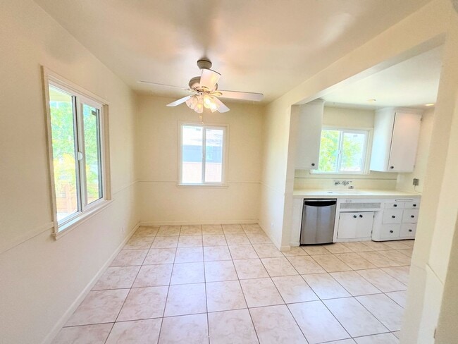 Building Photo - Peaceful Living in Mar Vista Home w/ Spacious Backyard!