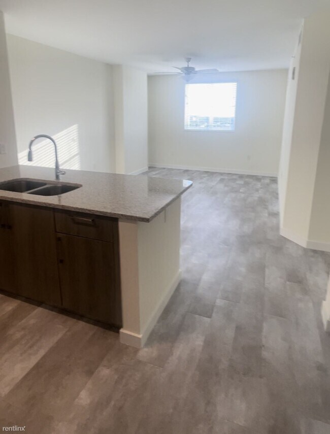 Building Photo - 1 br, 1 bath Condo - 70 NW 107th Ave NUEVO...