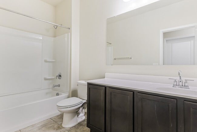 Building Photo - Bright Coolidge 4-Bedroom Home