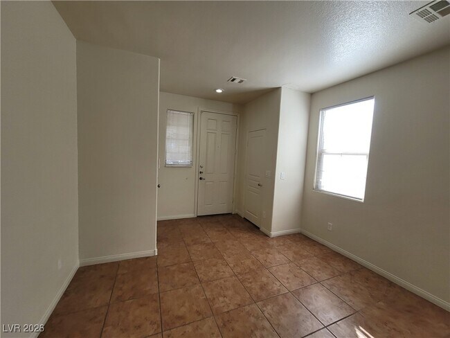 Building Photo - 5445 Indian Cedar Dr