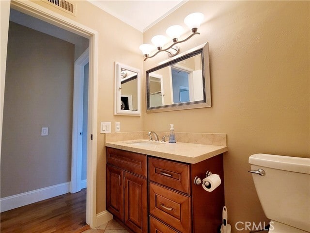 Building Photo - 5155 Thorn Tree Ln