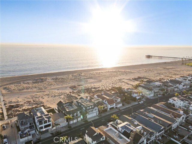Building Photo - 1215 E Balboa Blvd