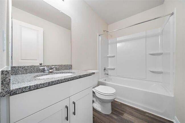Building Photo - 15528 Briar Forest Dr