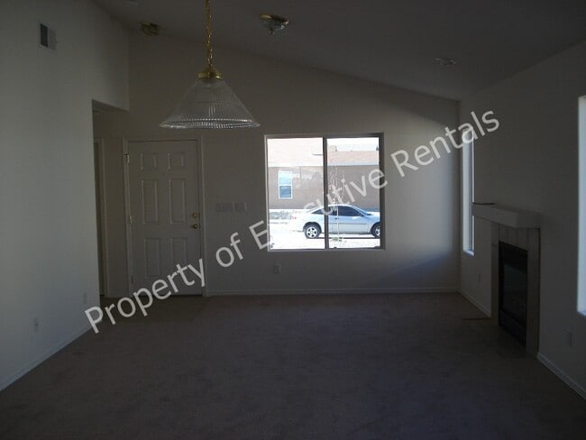 Building Photo - 4604 Pyramid Peak Dr