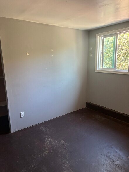 Building Photo - 9889 Monte Vista Ave