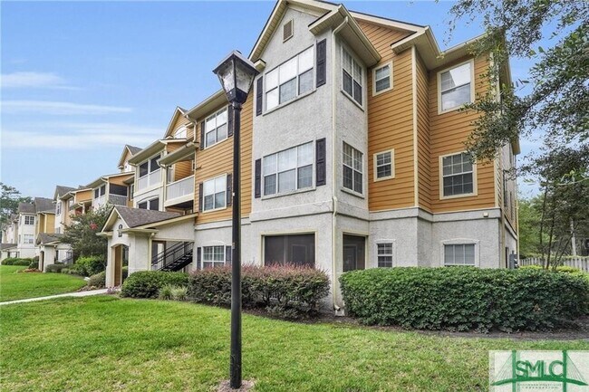 Building Photo - 8307 Walden Park Dr
