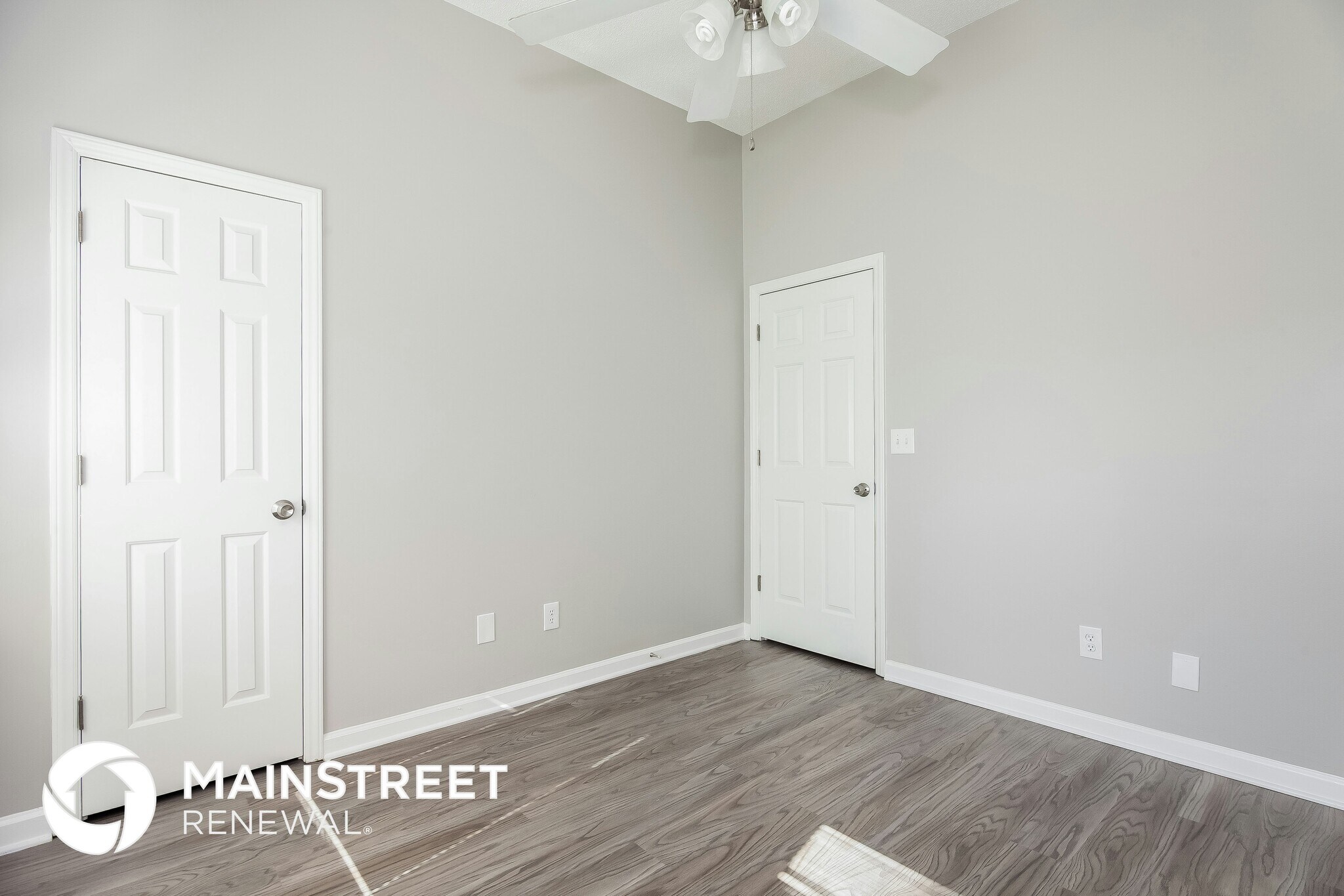 Building Photo - 10300 Northwoods Forest Dr