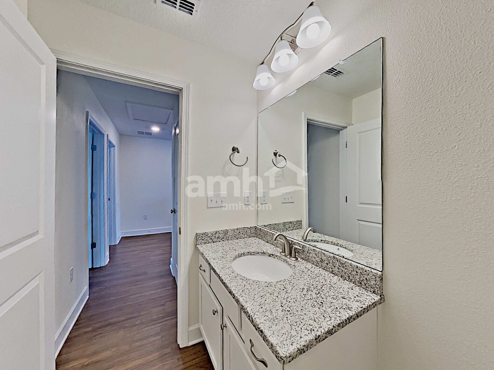 Building Photo - 4706 Reisswood Loop