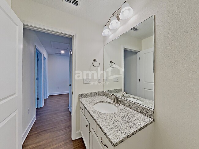 Building Photo - 4706 Reisswood Loop
