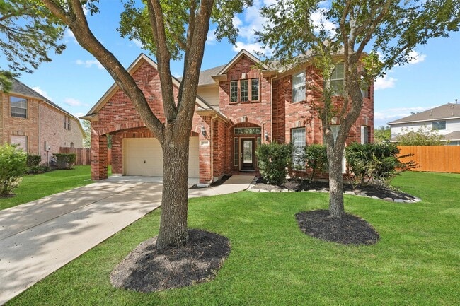 Primary Photo - 26422 Creston Woods Dr