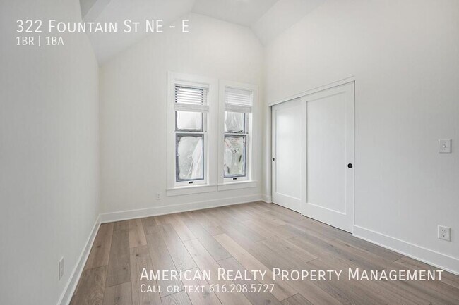 Building Photo - 322 Fountain St NE