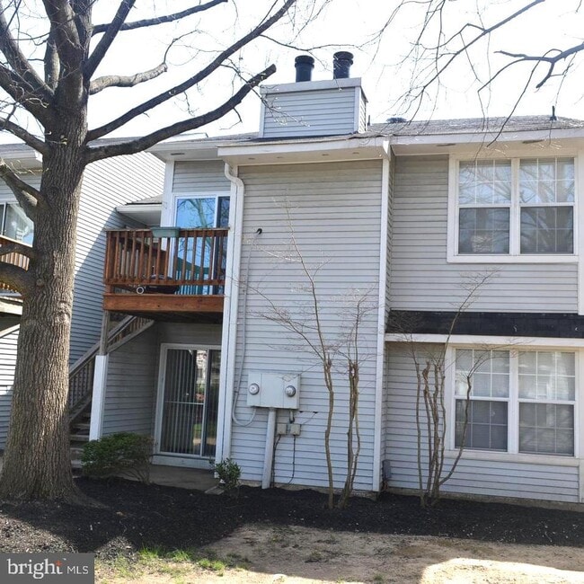Building Photo - 5378 Bedford Terrace