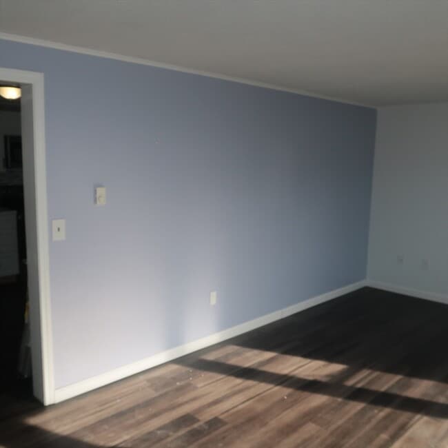 Building Photo - 54 Ballard St