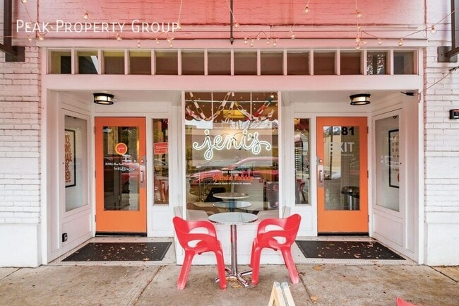 Building Photo - 1000 King Ave