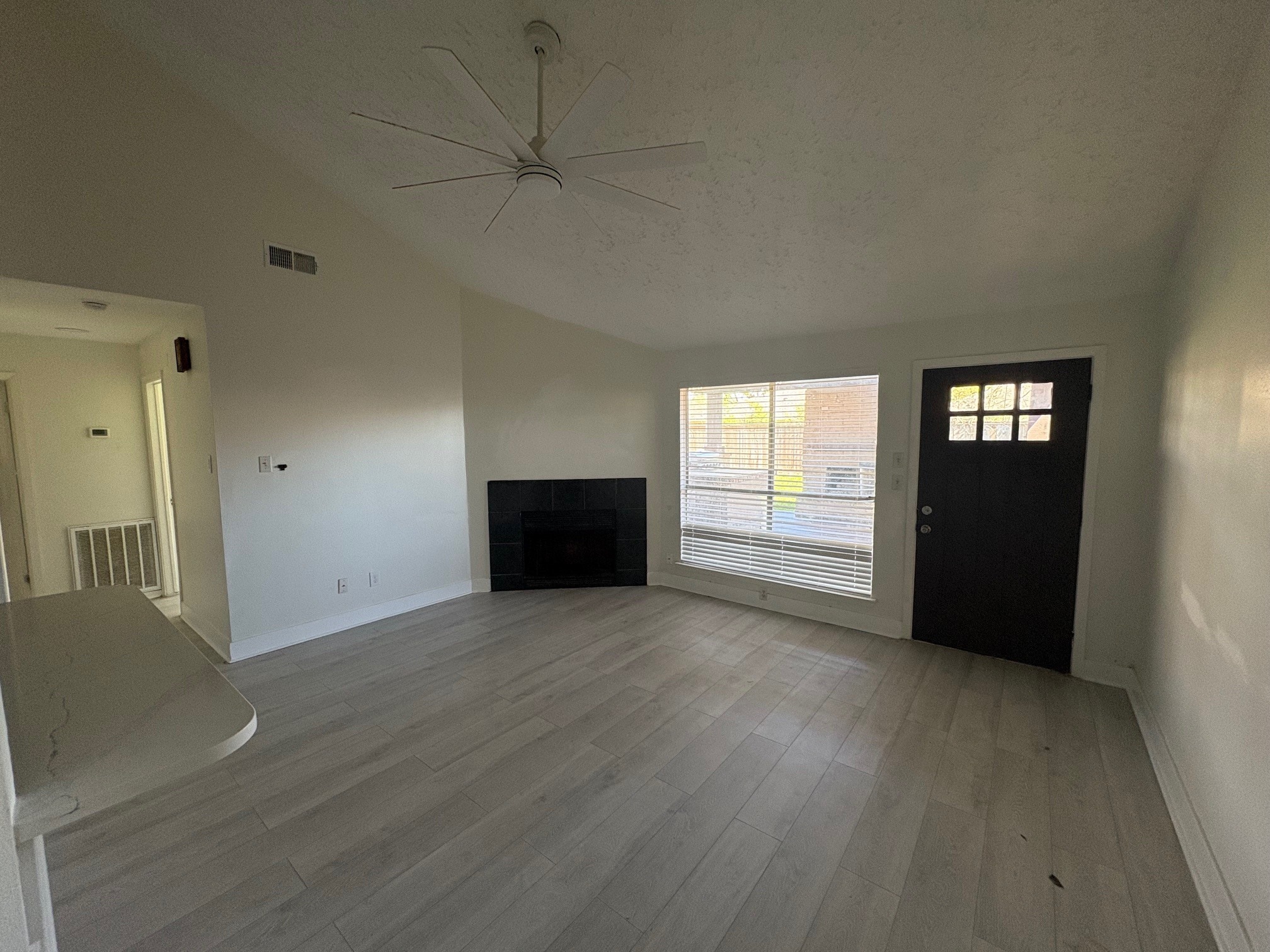 Building Photo - 3723 Westmeadow Dr