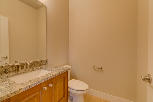 Building Photo - Beautiful & Spacious Kenmore Home for Rent!