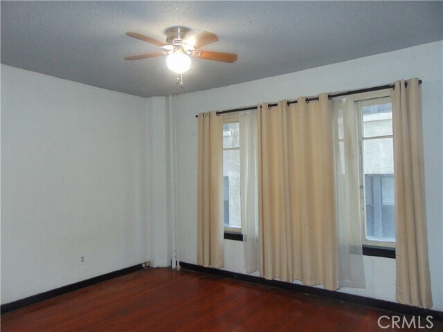 Building Photo - 360 W Ocean Blvd