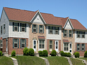 Building Photo - Walnut Grove Townhomes*