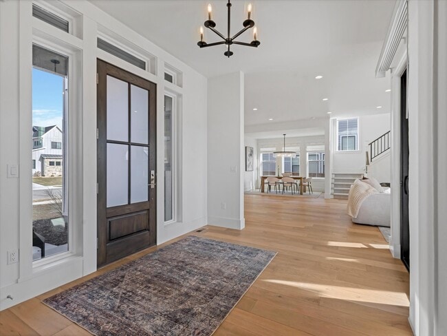 Building Photo - 296 E 230 N