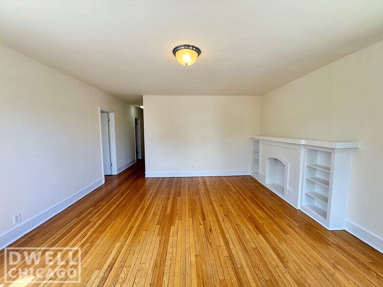 Building Photo - 2300 N Spaulding Ave