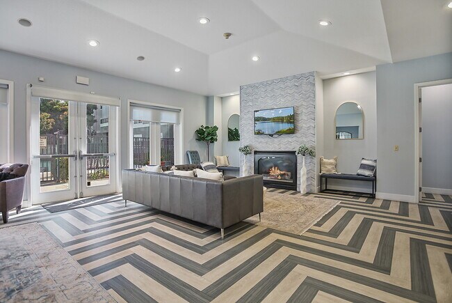 Building Photo - City Centre