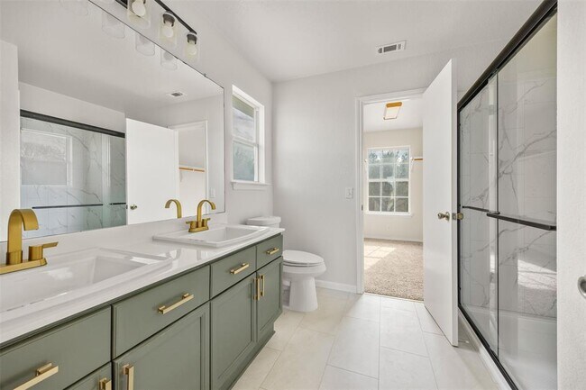 Building Photo - 7016 Albacete Ln