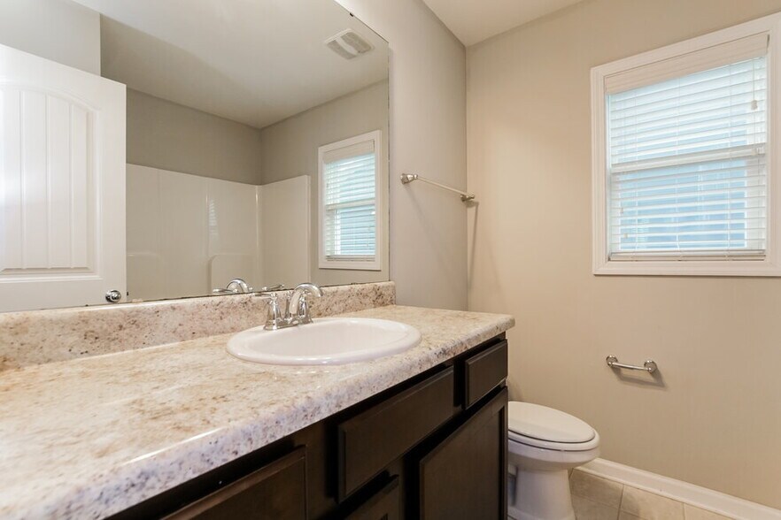 Building Photo - 98 Pumpkin Hill Ridge