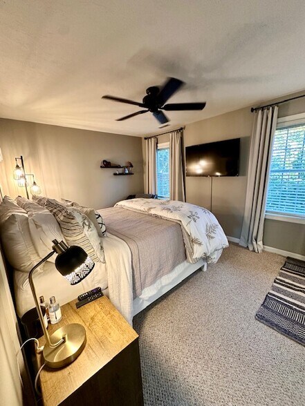 Building Photo - 150 Worcester St