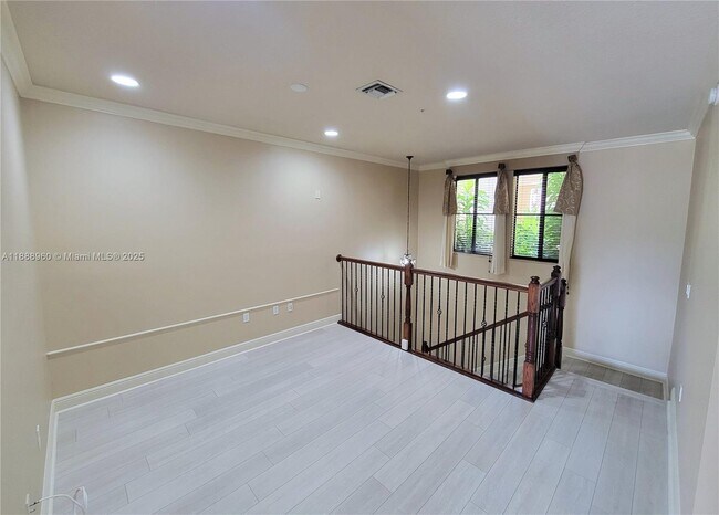 Building Photo - 3020 NW 125th Ave