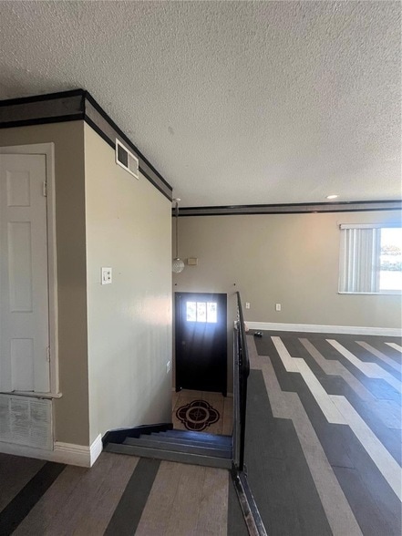 Building Photo - 1824 N Hiawassee Rd