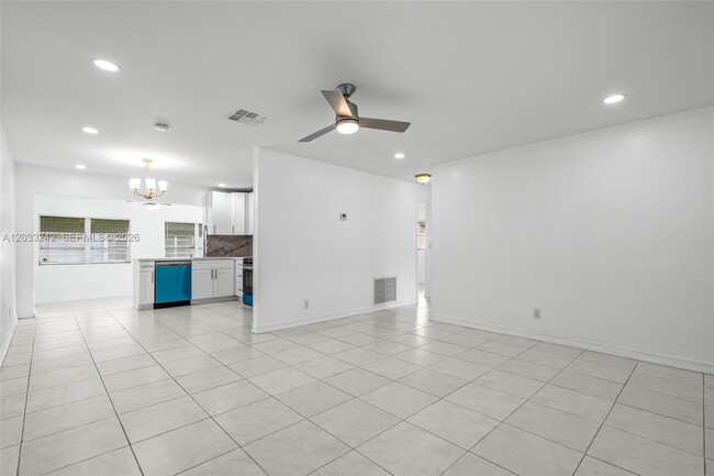 Building Photo - 7505 NW 58th St
