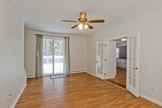 Building Photo - 159 N Monson Rd