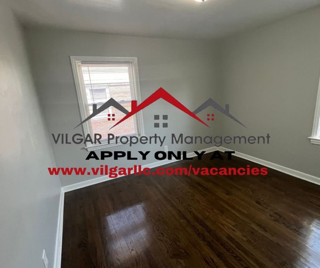 Building Photo - 312-312 Beacon Pl