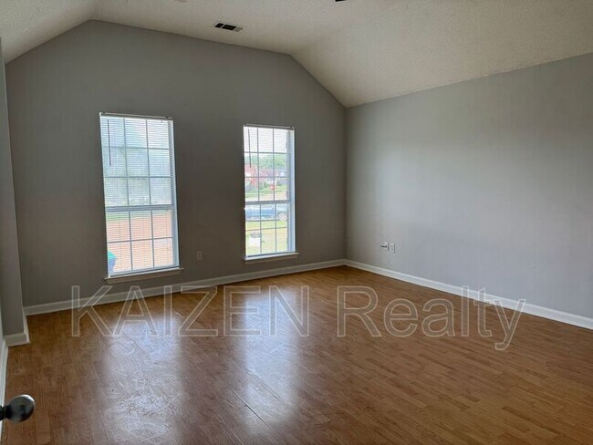 Building Photo - 12607 Hunters Forest Cove