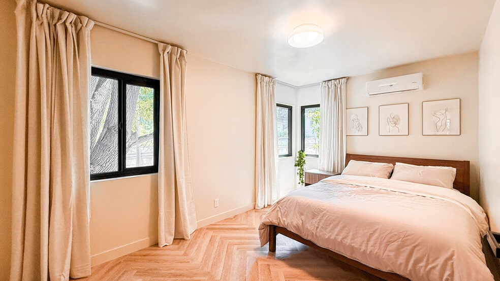 Building Photo - 5323 Monterey Rd