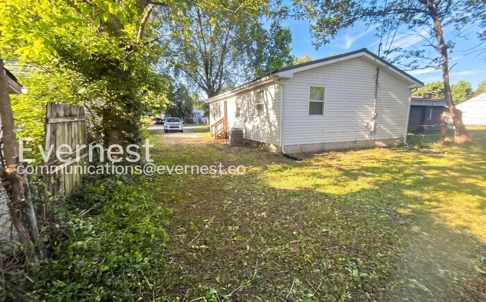 Building Photo - 838 Lock Ave