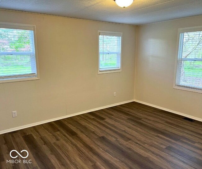 Building Photo - 6640 N 225 W