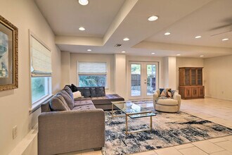 Building Photo - 4484 Cobia Dr SE