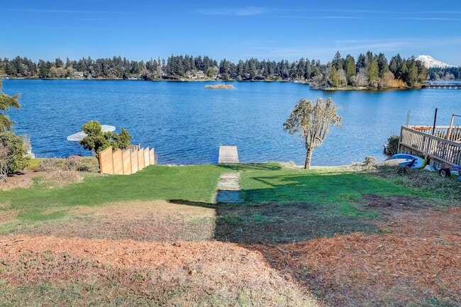 Building Photo - 9721 Lake Steilacoom Dr SW