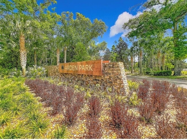 Building Photo - 1741 Sourwood Dr