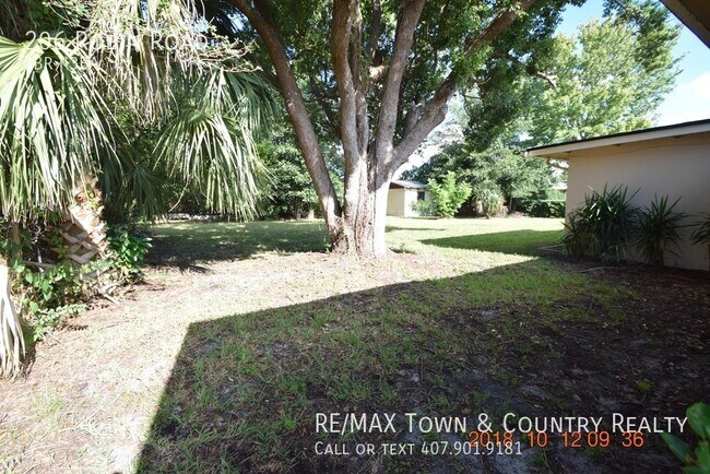 Building Photo - 206 Robin Rd