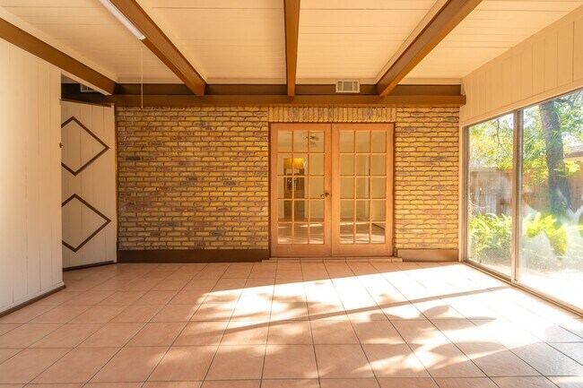 Building Photo - Charming 3-Bedroom Home in Port Orange for Rent!