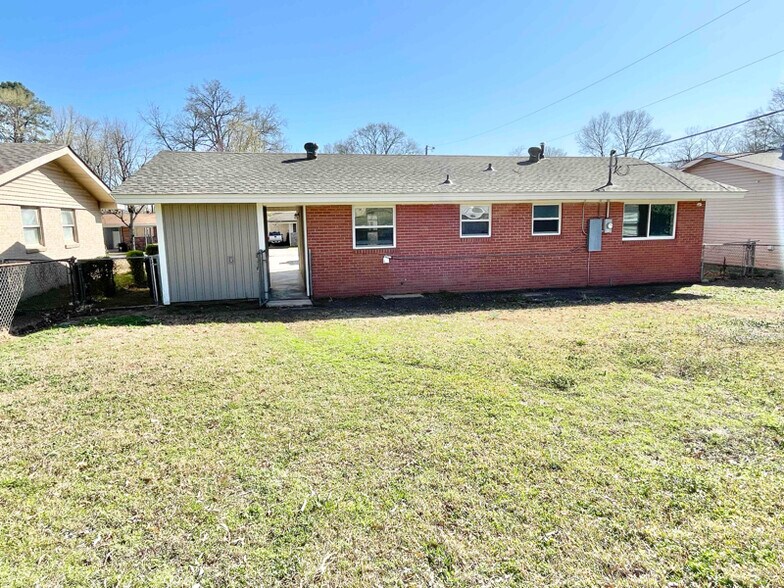 Building Photo - 516 Hayes St