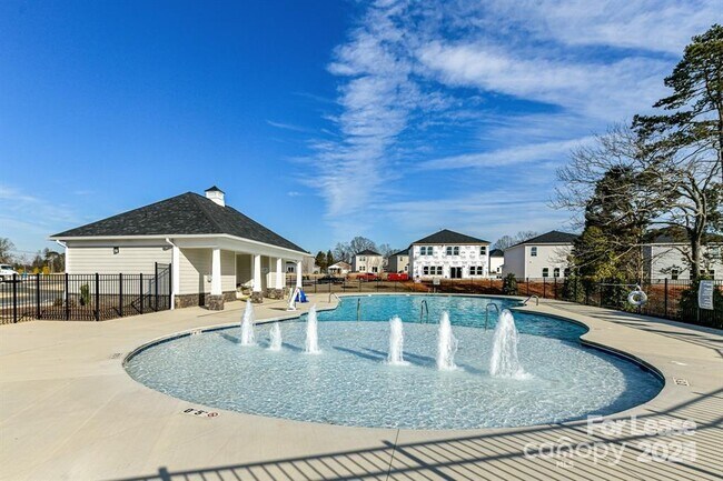 Building Photo - 110 Bird Dog Dr