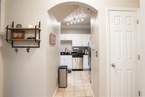 Building Photo - 1850 Cotillion Dr