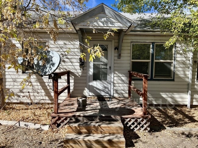 Primary Photo - 140 1/2 West Court Street