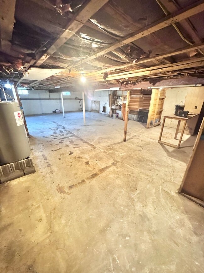 Building Photo - THREE BEDROOM RANCH HOME IN PARKLAND SCHOOL DISTRICT