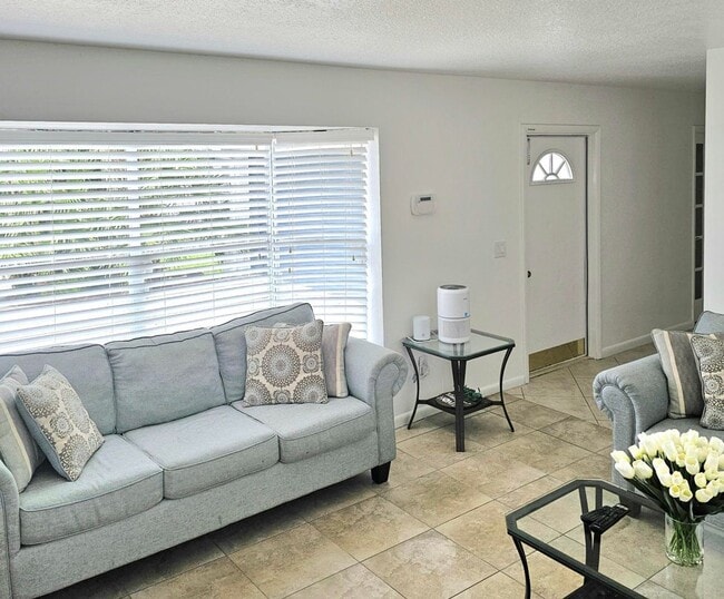 Building Photo - 12191 Broadleaf Ct