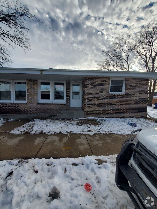 Building Photo - 1401-1403 North Street-Town house